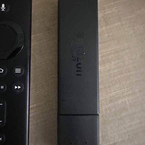 Amazon Fire Stick 2020 - Picture 2 of 3